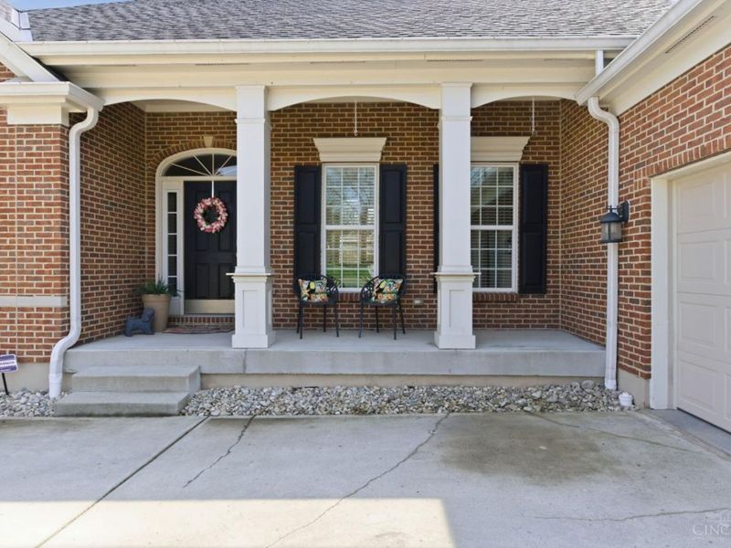 7452 Overglen Drive, West Chester, OH 45069 Photo 3