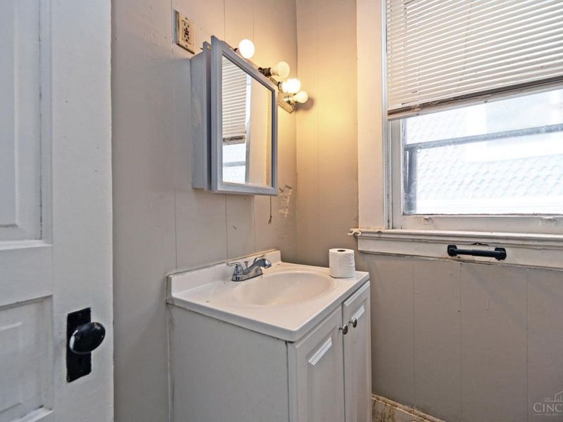 1110 Winfield Avenue, Cincinnati, OH 45205 Photo 29