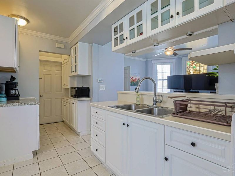 3745 Applegate Avenue, Cheviot, OH 45211 Photo 13