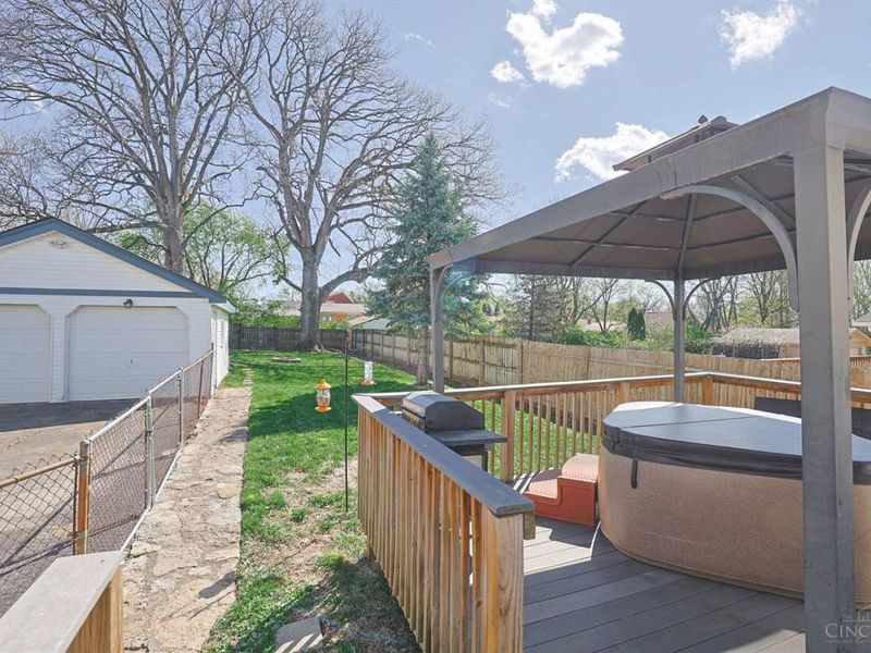 3745 Applegate Avenue, Cheviot, OH 45211 Photo 29