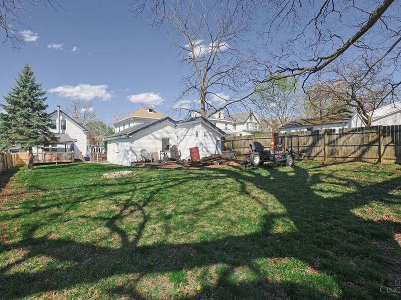 3745 Applegate Avenue, Cheviot, OH 45211 Photo 32