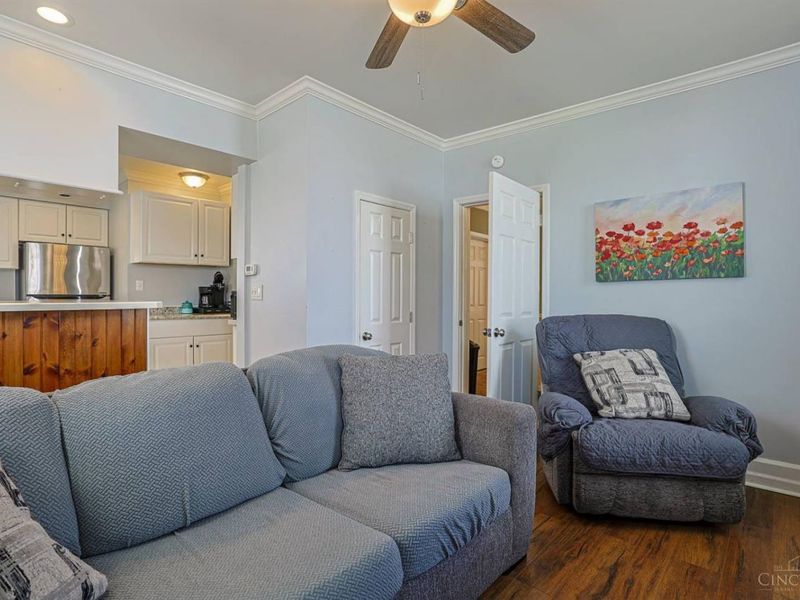 3745 Applegate Avenue, Cheviot, OH 45211 Photo 9