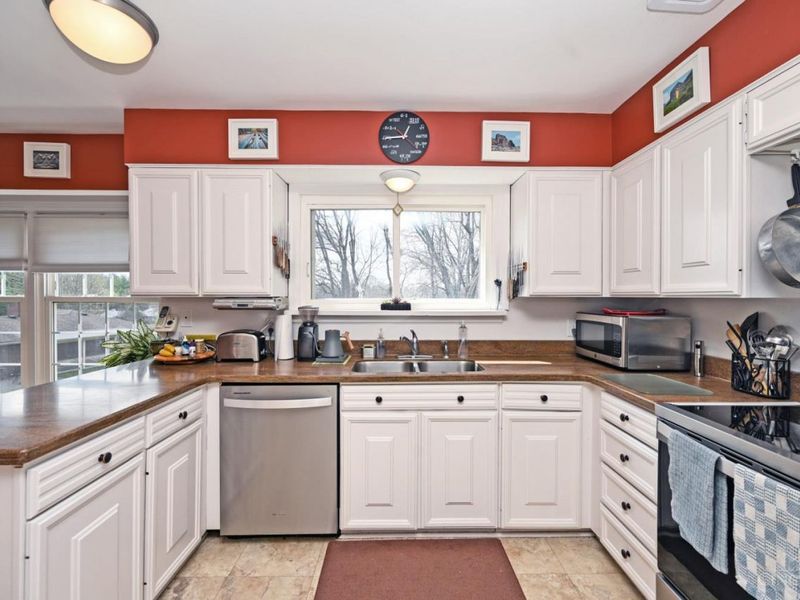 2515 Fairhill Drive, Cincinnati, OH 45239 Photo 10