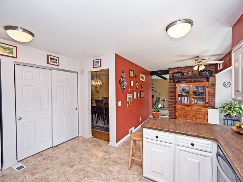 2515 Fairhill Drive, Cincinnati, OH 45239 Photo 11