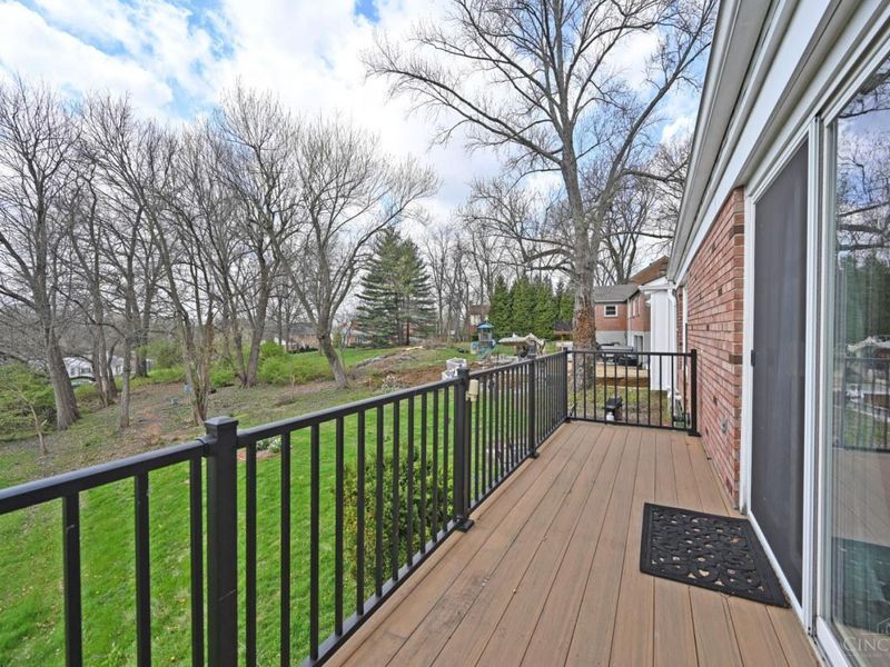 2515 Fairhill Drive, Cincinnati, OH 45239 Photo 25