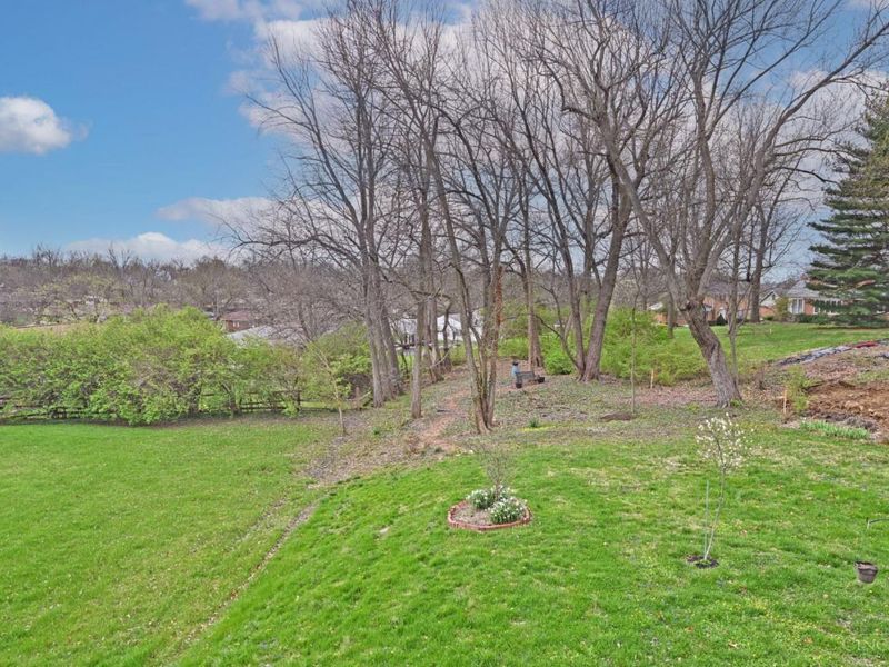 2515 Fairhill Drive, Cincinnati, OH 45239 Photo 26