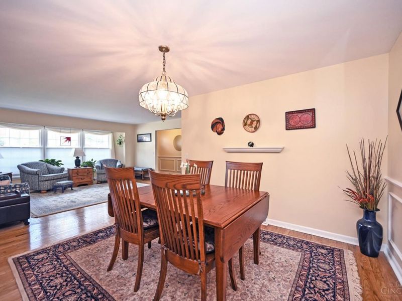 2515 Fairhill Drive, Cincinnati, OH 45239 Photo 8