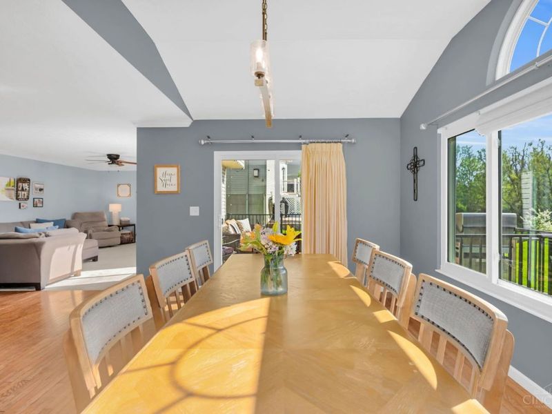 4817 Kleeman Green Drive, Cincinnati, OH 45211 Photo 16