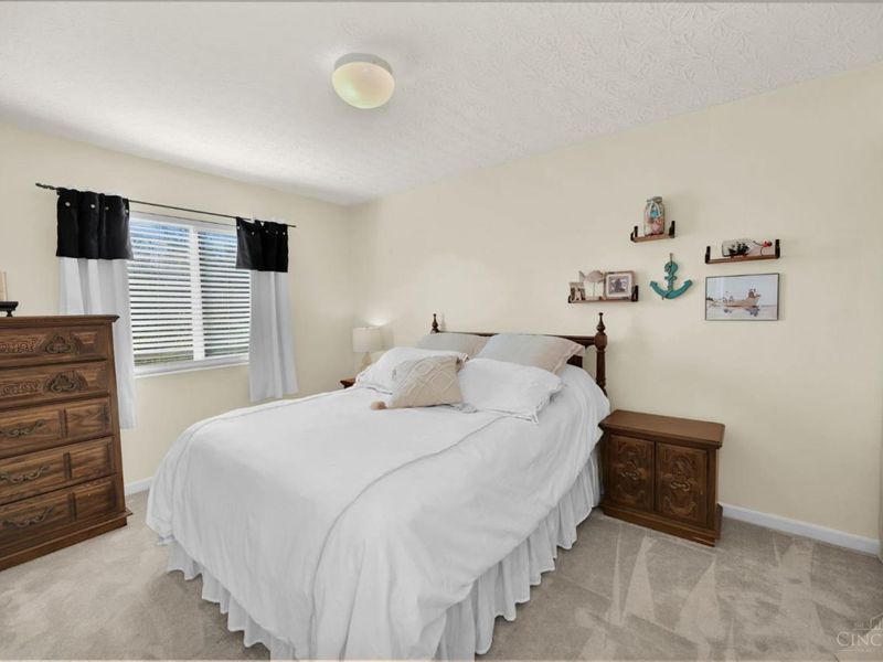 4817 Kleeman Green Drive, Cincinnati, OH 45211 Photo 28