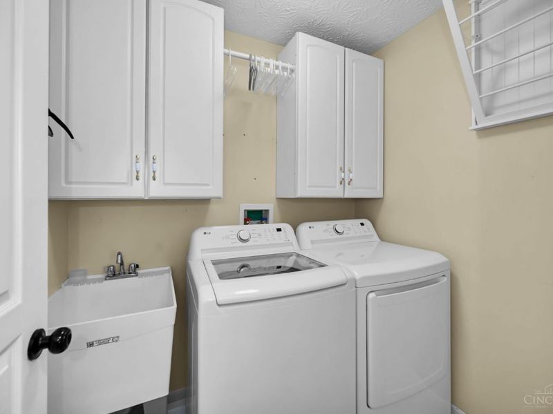 4817 Kleeman Green Drive, Cincinnati, OH 45211 Photo 35