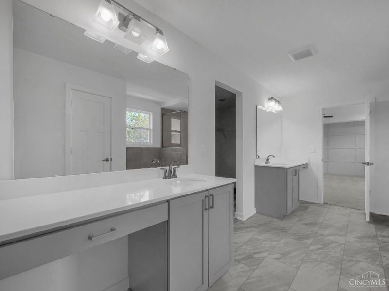 8705 Quietwood Lane, Miami Twp, OH 45002 Photo 24