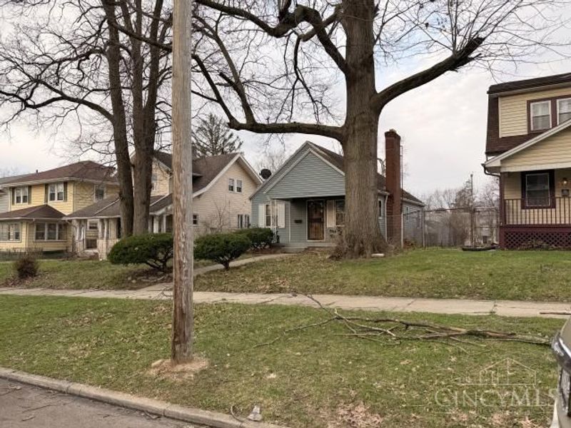 1127 Everett Drive, Dayton, OH 45402 Photo 2