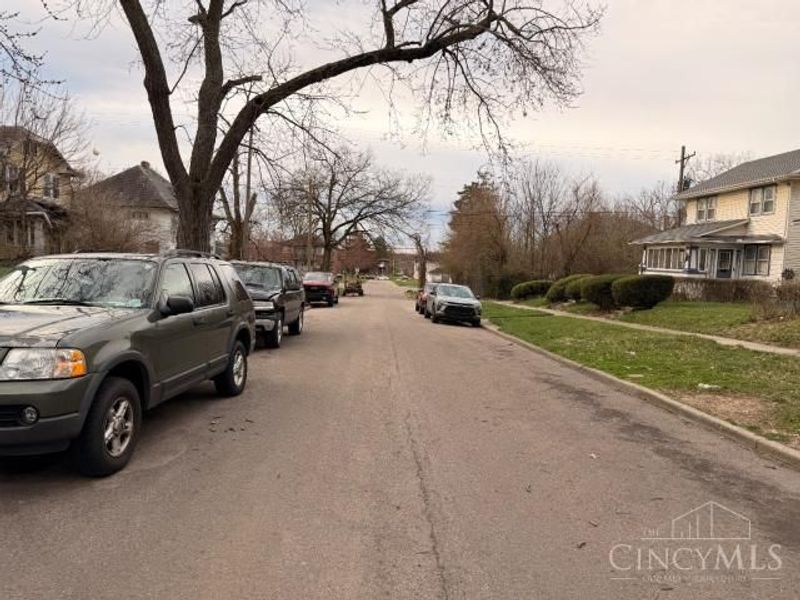 1127 Everett Drive, Dayton, OH 45402 Photo 4