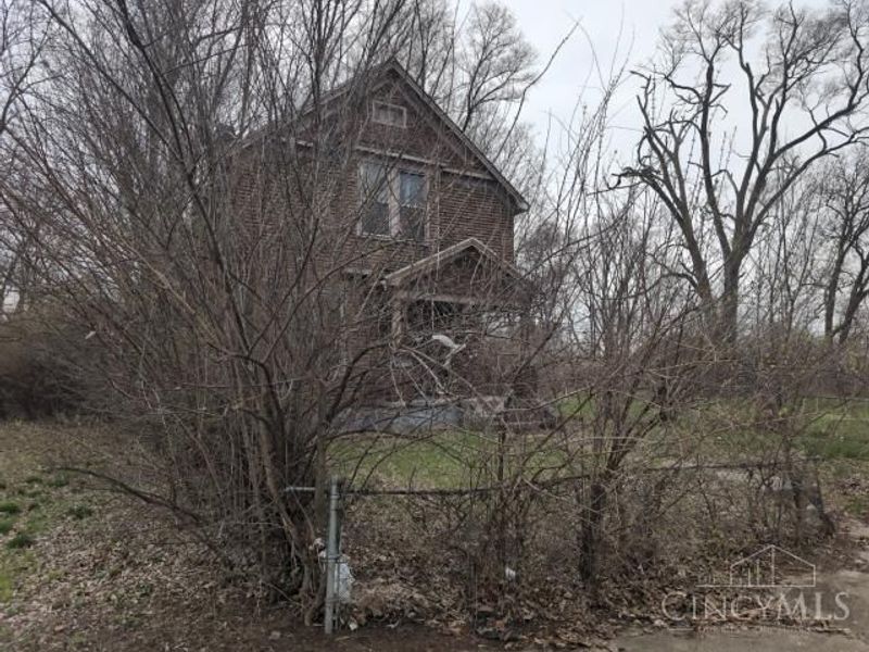 420 Bolander Avenue, Dayton, OH 45417 Photo 3