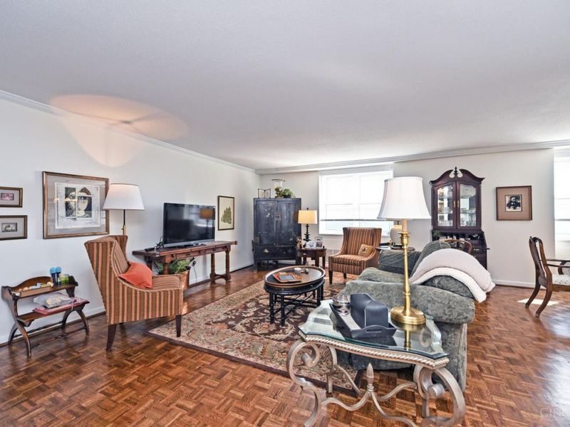 2444 Madison Road, Unit 1811, Cincinnati, OH 45208 Photo 10