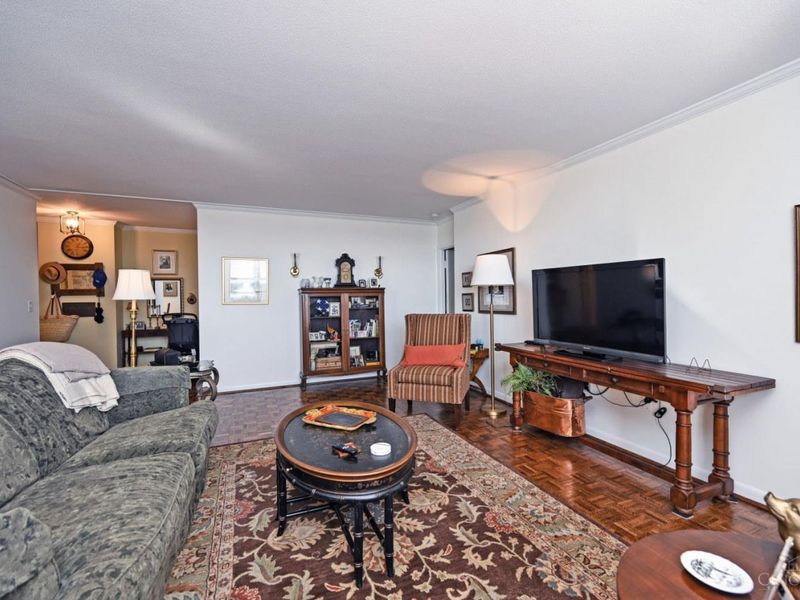 2444 Madison Road, Unit 1811, Cincinnati, OH 45208 Photo 13