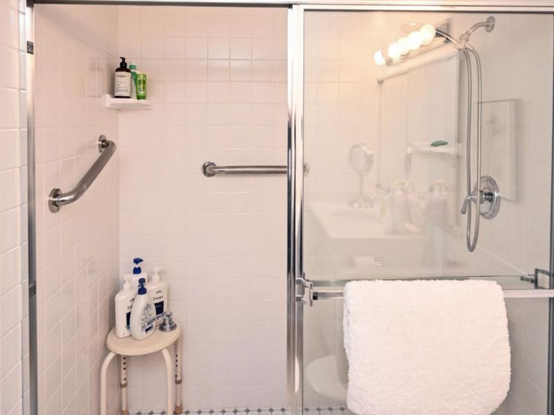 2444 Madison Road, Unit 1811, Cincinnati, OH 45208 Photo 28