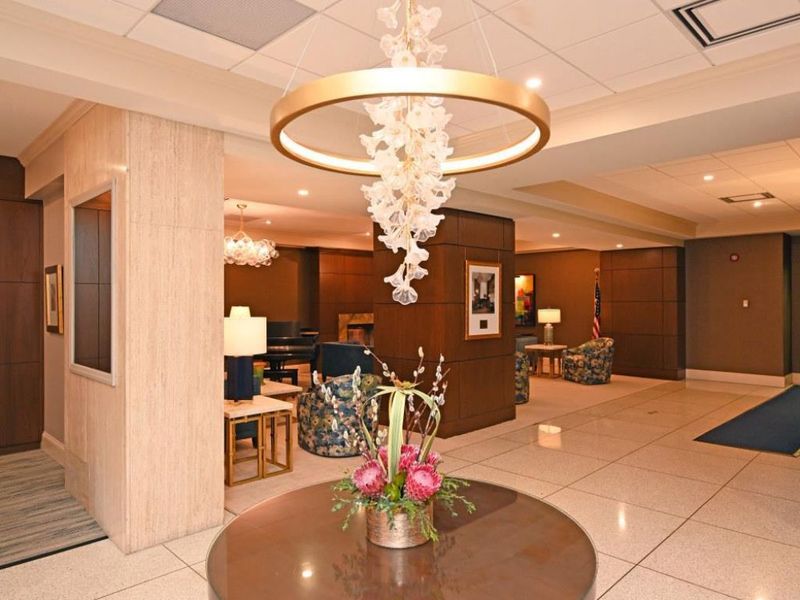 2444 Madison Road, Unit 1811, Cincinnati, OH 45208 Photo 5