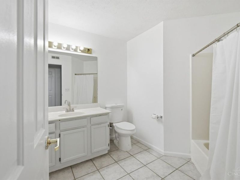 9642 Crosley Farm Dr., Unit 70, Colerain Township, OH 45251 Photo 14