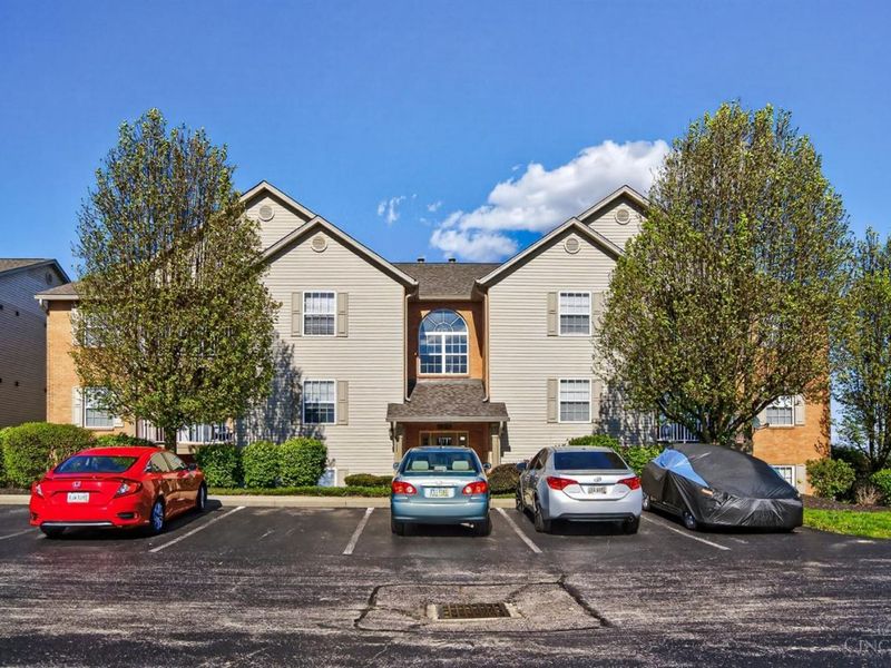 7920 Jessies Way, Unit 303, Hamilton, OH 45011 Photo 2