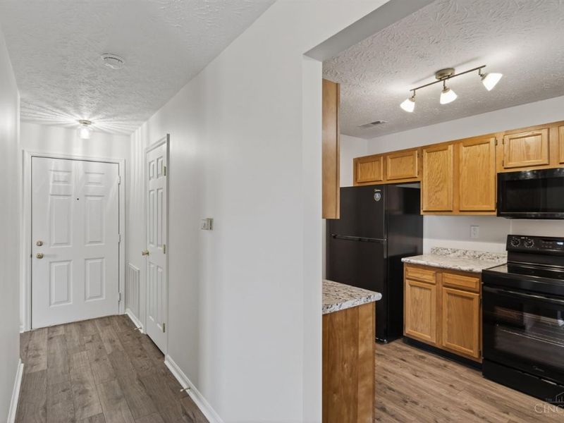 7920 Jessies Way, Unit 303, Hamilton, OH 45011 Photo 9