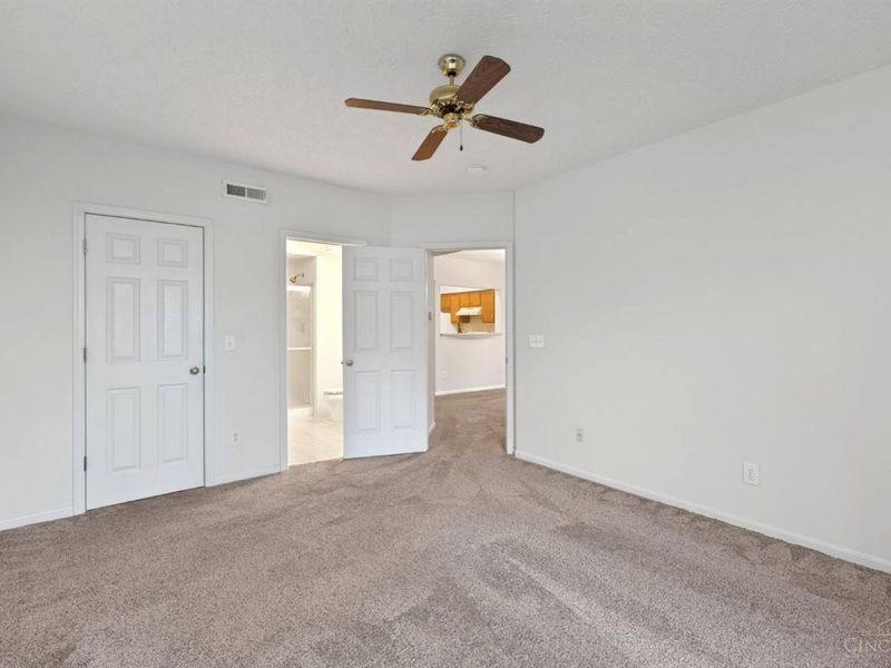 200 Gateway Drive, Unit H, Milford, OH 45150 Photo 14