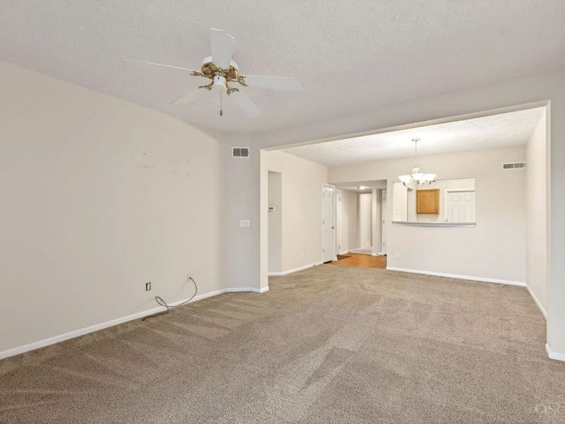 200 Gateway Drive, Unit H, Milford, OH 45150 Photo 5