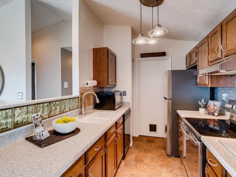 8945 Eagleview Drive, Unit 10, West Chester, OH 45069 Photo 10