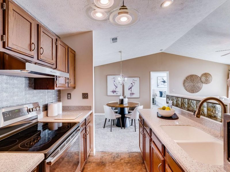 8945 Eagleview Drive, Unit 10, West Chester, OH 45069 Photo 11