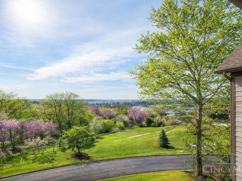 8945 Eagleview Drive, Unit 10, West Chester, OH 45069 Photo 26