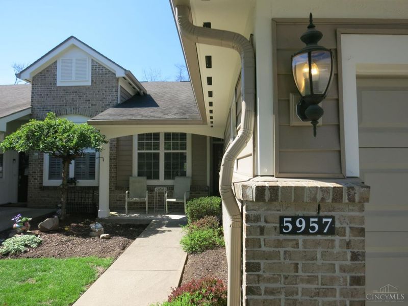 5957 Castlewood, Unit 3, Miami Twp, OH 45150 Photo 2