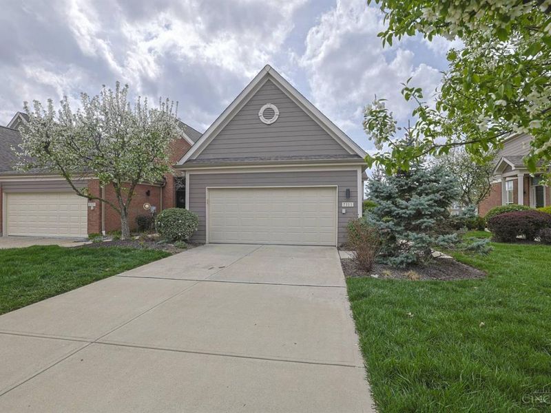 7111 Scarlet Oak Court, Mason, OH 45040 Photo 2