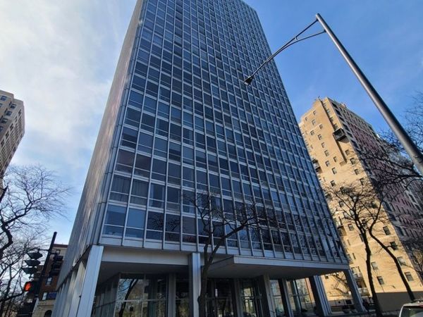 2400 N Lakeview Avenue , Unit 2702, Chicago, IL 60614
