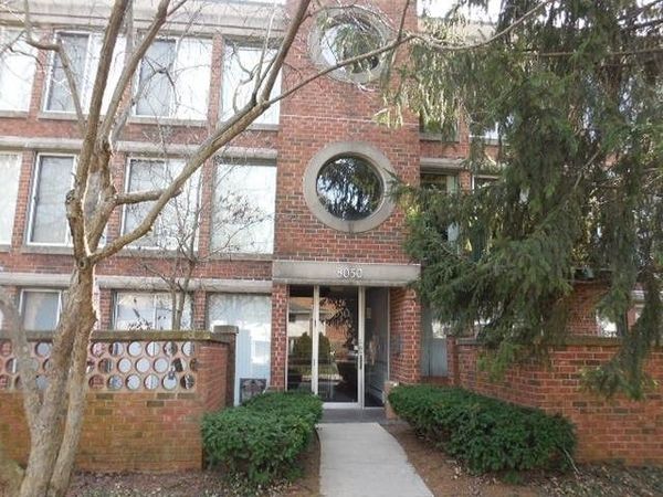 8050 Arbor Lane , Unit 303, Northfield, IL 60093