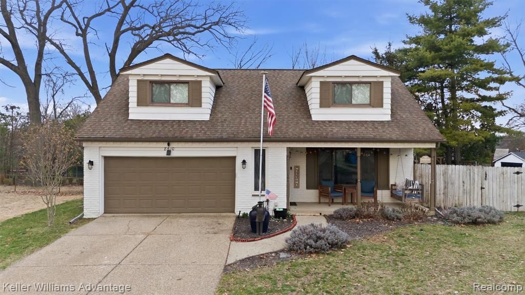 8610 Buffalo Drive, Commerce Township, MI 48382 Main Photo