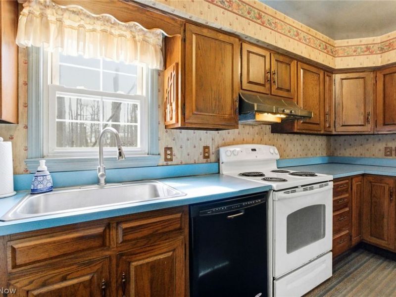 6792 Glenview Road , Mayfield Village, OH 44143 Photo 10