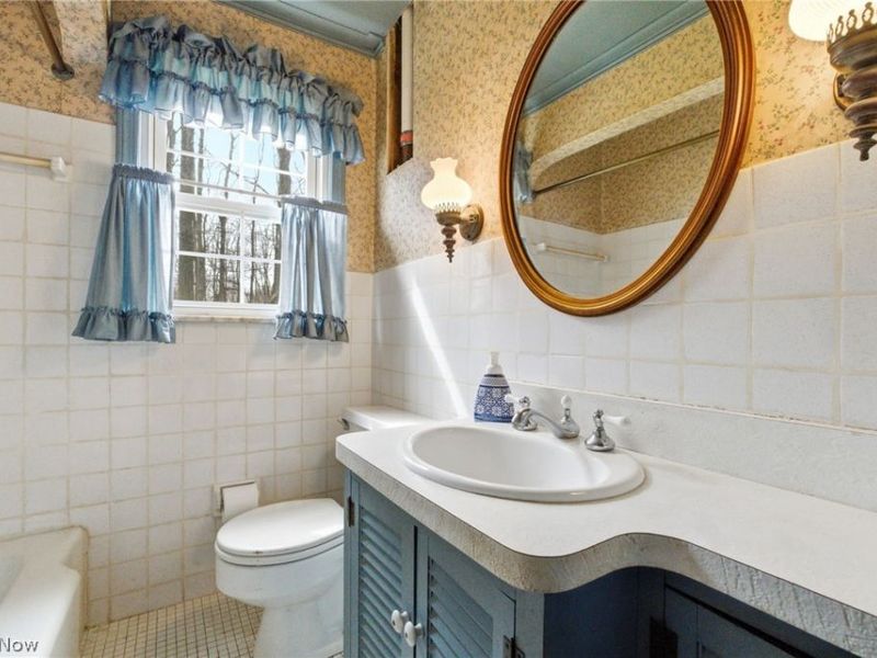 6792 Glenview Road , Mayfield Village, OH 44143 Photo 20