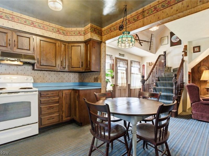 6792 Glenview Road , Mayfield Village, OH 44143 Photo 9