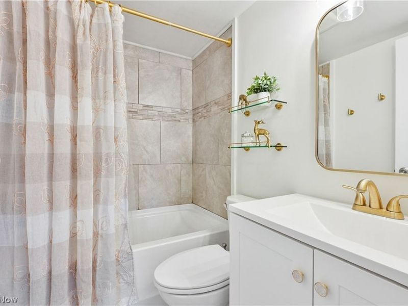 2885 Pease Drive, Unit 127, Rocky River, OH 44116 Photo 14