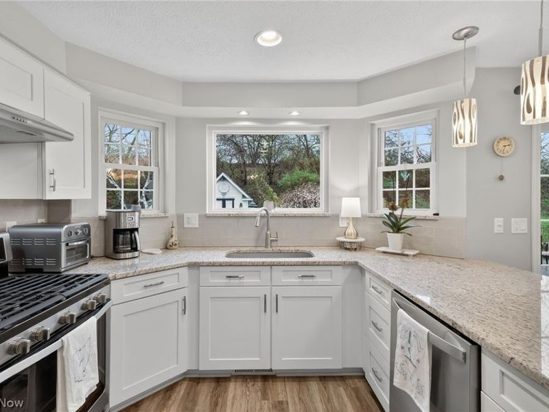 551 Picadilly Circle , Akron, OH 44319 Photo 10