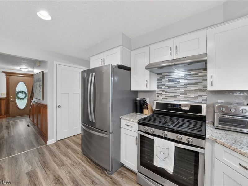 551 Picadilly Circle , Akron, OH 44319 Photo 11