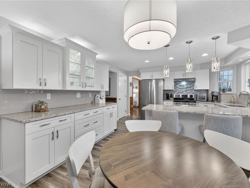 551 Picadilly Circle , Akron, OH 44319 Photo 15