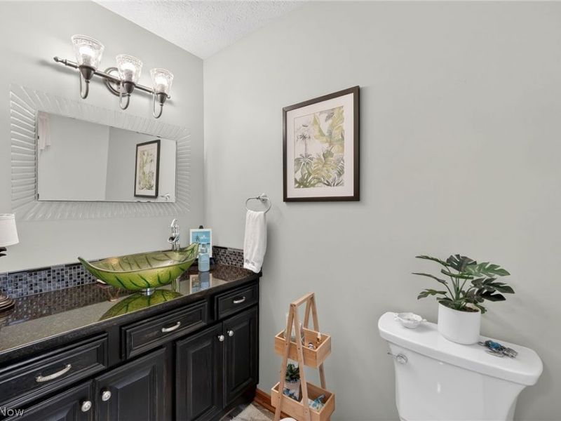 551 Picadilly Circle , Akron, OH 44319 Photo 18