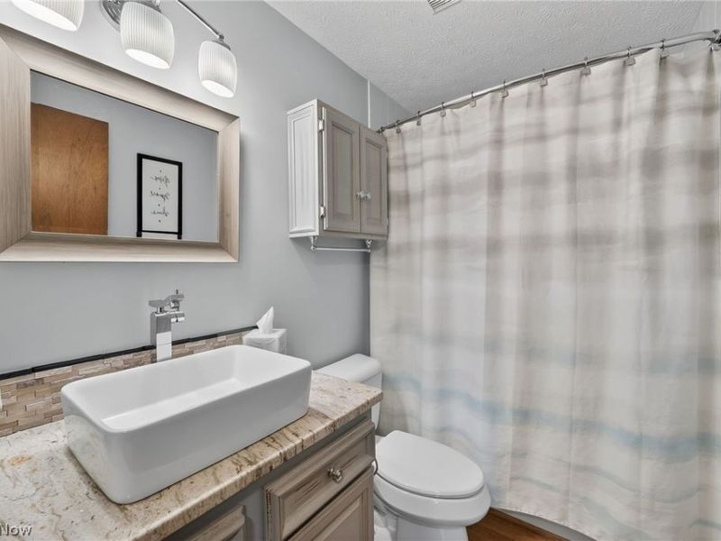 551 Picadilly Circle , Akron, OH 44319 Photo 20