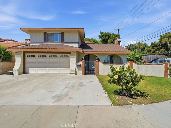 6999 Leilani, Cypress, CA 90630