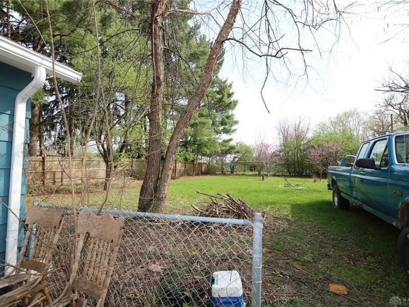 71 Quaker Trace Road, West Alexandria, OH 45381 Photo 14