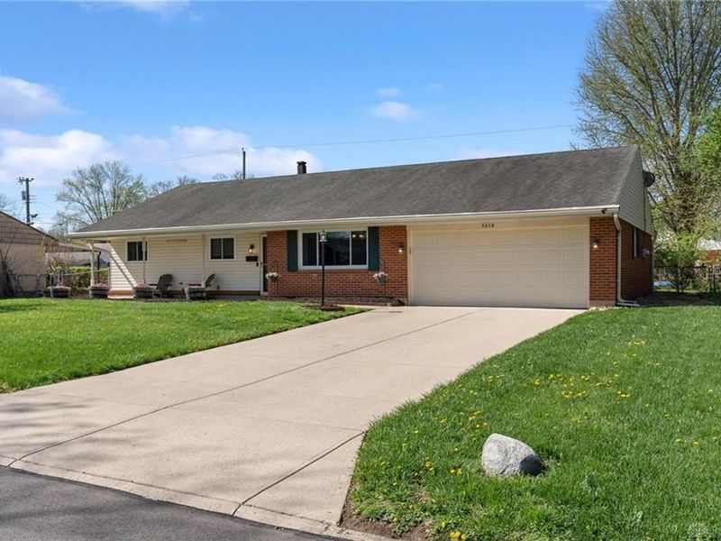 5839 Jassamine Drive, Miami Township, OH 45449 Photo 3