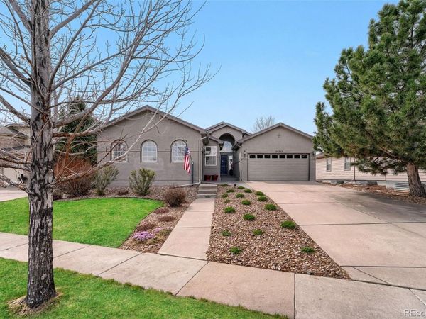 24272 E Louisiana Place, Aurora, CO 80018
