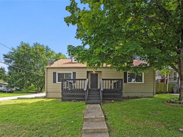701 W 24th Street, Independence, MO 64055
