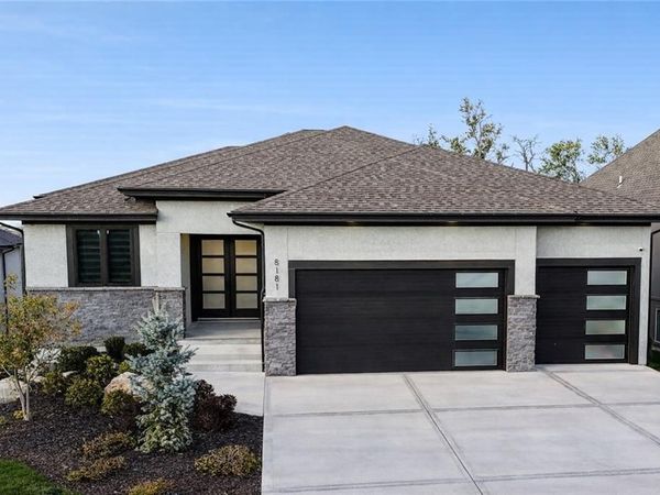 8181 Valley Road, Lenexa, KS 66220